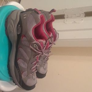 North face Tennis shoes Unisex